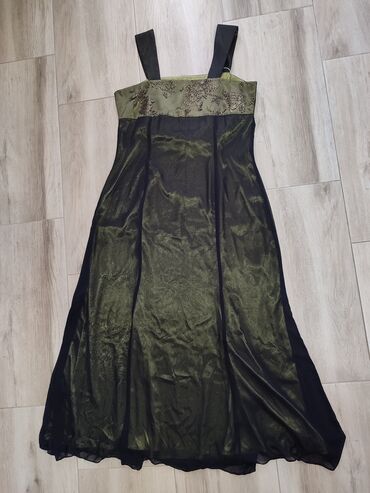 haljina sa naborima: 3XL (EU 46), bоја - Crna, Na bretele