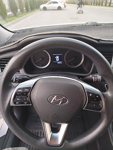 corolla 2016: Hyundai Sonata: 2018 г. — 6