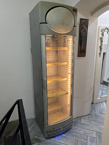 280₼ vitrin soyuducu 
Nizami kinoteatrin arxasi
2772 zeyno♥️ — 1