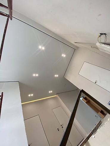 Натяжной потолок: Натяжной потолок Глянцевое, Матовое, 3D потолки Гарантия, Бесплатная консультация, Бесплатный замер — 9