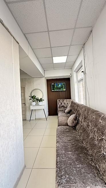 кабинеты в салонах красоты: Аренда офисов, 30 м², В бизнес центре, 1 линия — 5