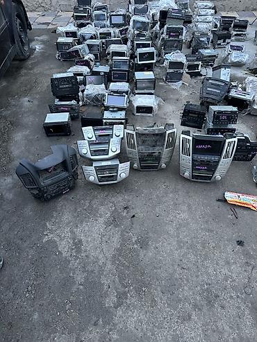 Магнитолы: Автомагнитолы и головные устройства для автомобилей — большая партия — 5