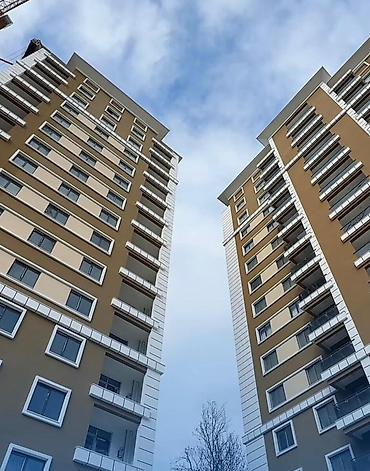 3 korona: Montin, 3 otaqlı, Yeni tikili, 105 kv. m — 2
