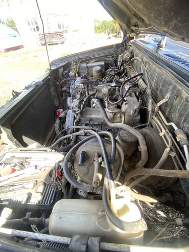 форсунка ист: Бензиновый мотор Isuzu 1993 г., 3.2 л, Б/у, Оригинал, Япония