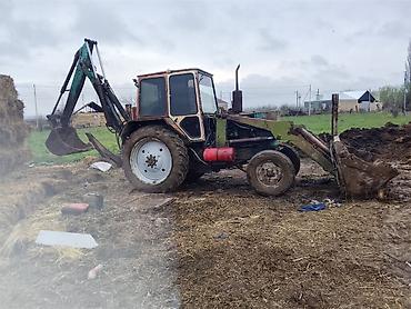 maşın nəqliyyat: Ekskavator-yükləyici (traktor əsaslı) – ön kovası və arxa ekskavator — 1