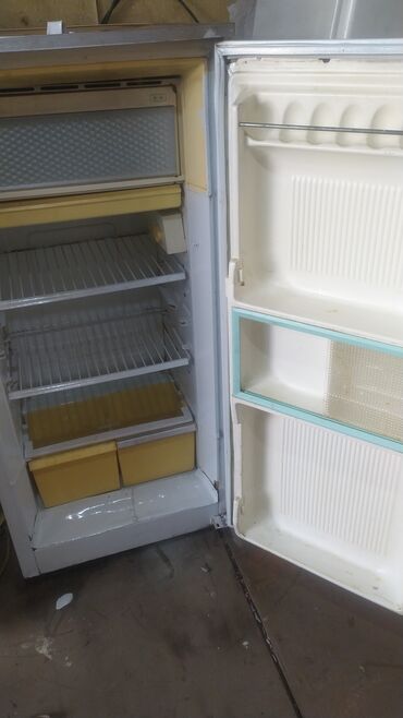 bt dnepr 11: Б/у Холодильник Орск, De frost, цвет - Белый