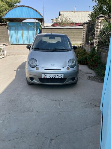 арзан авто машина: Daewoo Matiz, 5-дверный городской хэтчбек, серебристый цвет. Основные