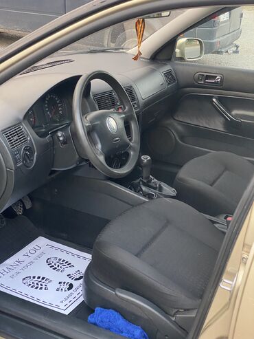 домкрат для машины цена: Volkswagen Golf: 2003 г., 1.6 л, Механика, Бензин, Седан