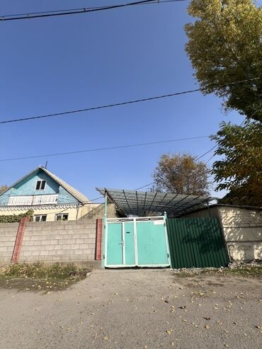 дом кочкор ата: Дом, 70 м², 4 комнаты, Собственник, Косметический ремонт