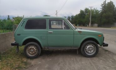 машина алу: ВАЗ (ЛАДА) 4x4 Нива: 1990 г., 1.6 л, Механика, Бензин, Внедорожник