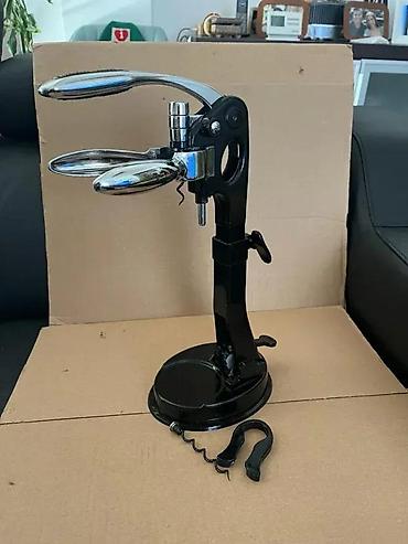 Ostala kuhinjska oprema: Profesionalni stoni otvarač za vino s polugom - Masivan stoni — 1