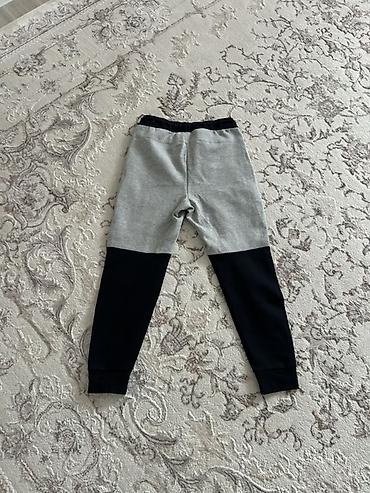 найк теч флиск: Мужские спортивные штаны Nike Tech Fleece (двухцветные) - Цвет: серый — 4
