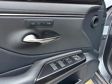 leksus: Lexus ES: 2018 г., Автомат, Гибрид, Седан — 10