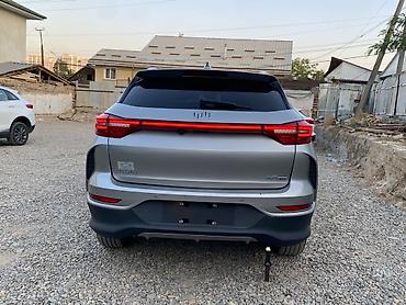 Другие автомобили: Электромобиль (седан) с современным интерьером и панорамной крышей — 10