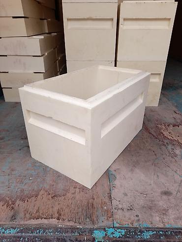 Товары и оборудование для с/х животных: Предлагаются ульи Дадан и 6-рамочники для пчеловодства. Ульи Дадан — 17