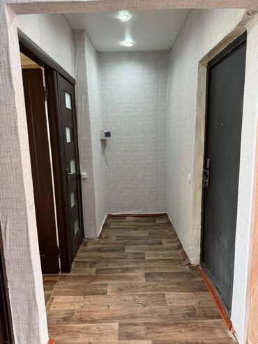 дом на продажу бишкек: 2 комнаты, 54 м², 105 серия, 5 этаж, Косметический ремонт
