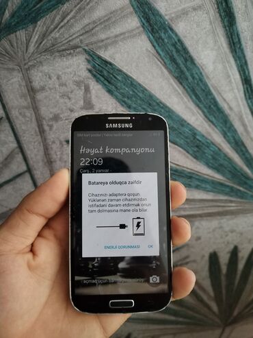 telefon yevlax: Samsung Galaxy S4, 16 GB, rəng - Qara
