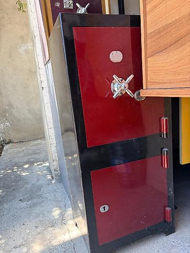 pul qutusu: 🔐 Müxtəlif Ölçülü Seyflər Satılır Ofis, mağaza, obyekt və ev — 2