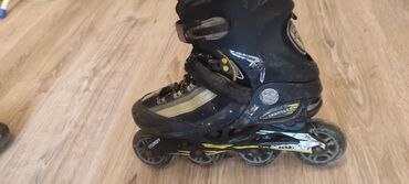 Roliklər: Dörd təkərli, qara rəngli uniseks roliklər. Hər rolikdə dörd təkər -da lalafo.az — 5 Roliklər: Dörd təkərli, qara rəngli uniseks roliklər. Hər rolikdə dörd təkər — 5