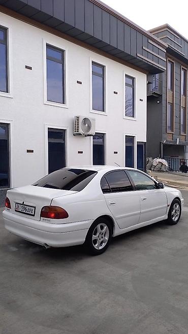 Toyota: Toyota Avensis: 2000 г., 2 л, Механика, Бензин, Седан — 5