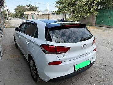 лексус is 2018: Hyundai i30: 2018 г., 1.4 л, Робот, Бензин, Хэтчбэк — 4