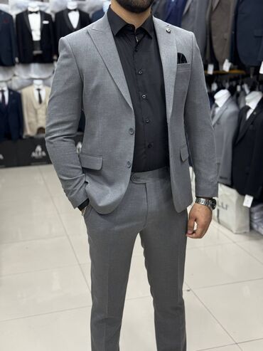 Kostyumlar: Kişi Kostyum Dəstləri - Klassik və modern kəsim: dar siluet, çiynə — 19