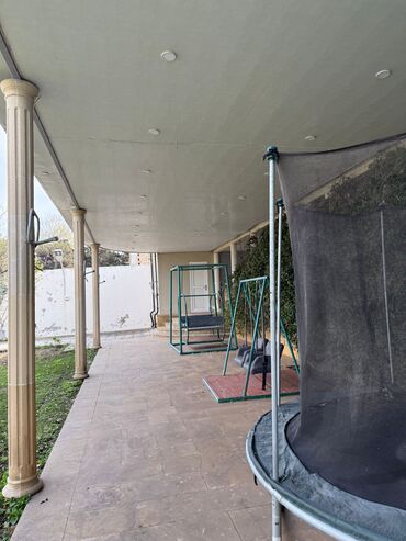 Həyət evləri və villaların satışı: Novxanıda, Görədil dəmir yolu stansiyasına piyada 10-15 dəqiqəlik — 23