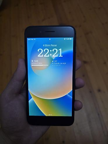 iphone 13 qara: IPhone 8 Plus, 64 GB, Qara, Barmaq izi — 1
