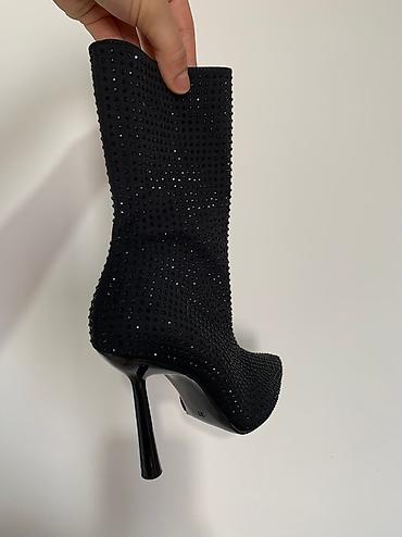 Gležnjače: 36-37-38 luksuzne stikle NOVO placene 10000 nikad obucene — 4