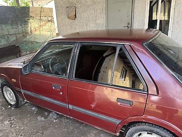 626: Mazda 626: 1987 г., 2 л, Бензин, Седан — 2