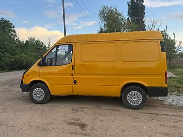 Ford: Ford Transit: 2.5 l | 1996 il Van body type — 5