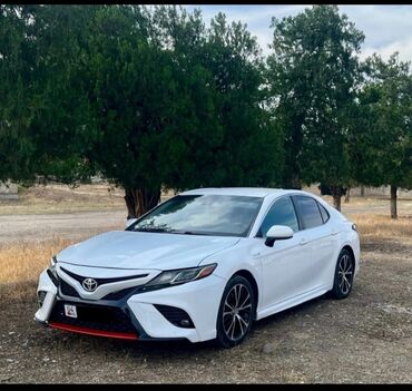 афто дом: Toyota Camry: 2019 г., 2.5 л, Типтроник, Гибрид, Седан