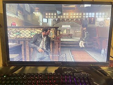 задаю: Игровой ПК/консольный комплект с установленными играми (на экране — — 8