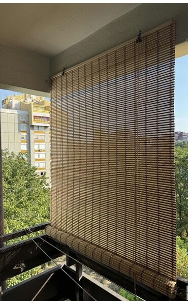 rostilj 8: Blackout curtains