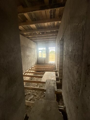 Həyət evləri və villaların satışı: 3 otaqlı, 110 kv. m, Kredit yoxdur, Orta təmir — 12