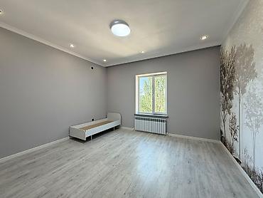 Продажа коттеджей и домов: 6 комнат и более, 280 м², 4 соток, Бишкек, Риэлтор — 15