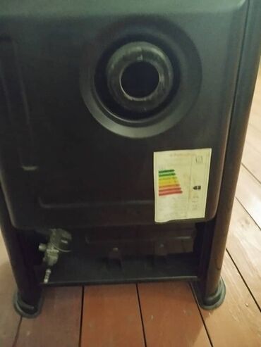 gps приемник: Газовая напольная печь (обогреватель) с дымоходом - Тип: напольный