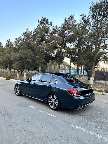 bmw e 38: Mercedes-Benz C-Class: 2.4 l | 2016 il Sedan — 8