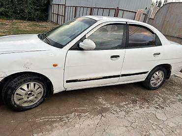 Daewoo Nubira: 2001 г., 1.5 л, Автомат, Бензин, Седан — 1