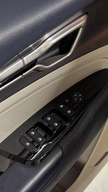 вмятина: Kia Sportage: 2021 г., 2 л, Дизель, Кроссовер — 7