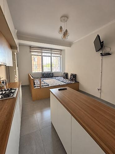 студийный квартира: 2 комнаты, 80 м², 1 этаж — 2