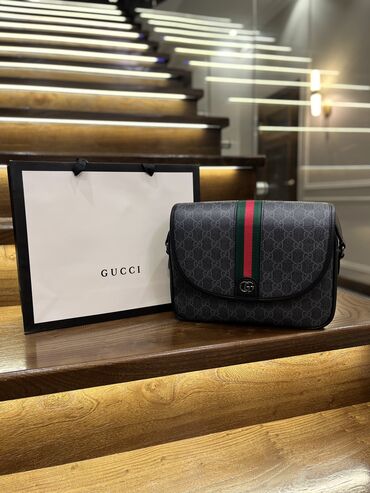 золотая цепь женская: Барсетка, Gucci, Материал: Экокожа, Застежка на магните, Застежка на молнии, Разделенные отделения, Новый