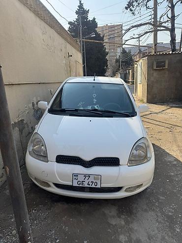 Toyota: Toyota Vitz: 1 l | 2000 il Hetçbek — 2