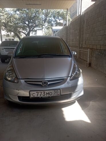 r 15 зимние: Honda Fit: 2002 г., 1.3 л, Вариатор, Бензин, Хетчбек