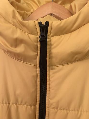 la perla: Nike ženska duga zimska jakna s kapuljačom – žuta Nošena jednu sezonu — 6