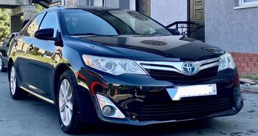 Продажа авто: Toyota Camry: 2013 г., 2.5 л, Вариатор, Гибрид, Седан