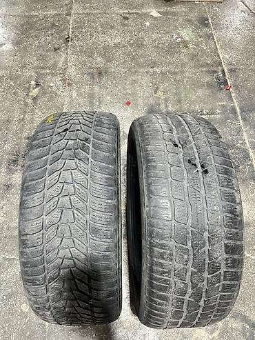 hankook: Пара зимних шин Hankook Winter i*cept evo2. - Размер: 235/45 R19 99V — 1