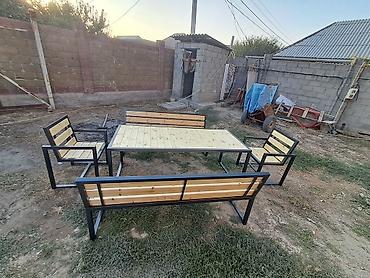 Мебель: - Скамьи: сиденье и спинка из массивных деревянных досок теплого — 6