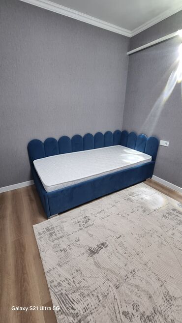 Двуспальные кровати: Двуспальная кровать, Новый, С мягкой обивкой, длина - 200 см — 2