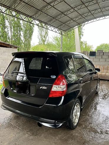 электрокар мини: Honda Fit: 2004 г., 1.3 л, Автомат, Бензин, Хэтчбэк — 1